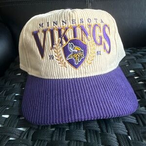 Vikings Corduroy Clean SnapBack